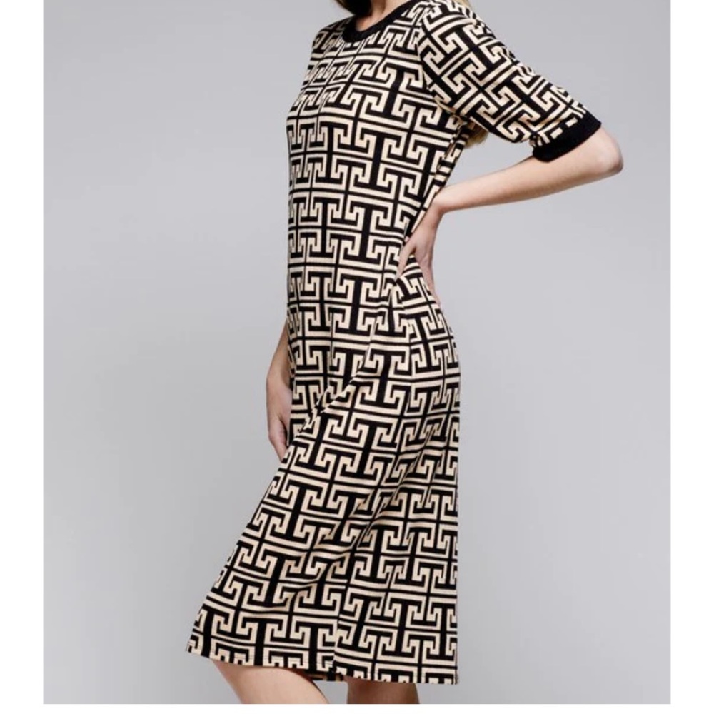 NWT Chic Designer Inspired Knit Dress - Picture 5 of 5